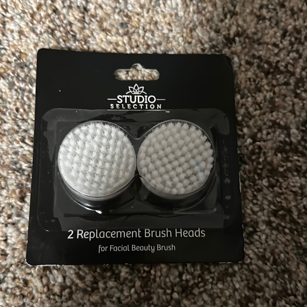 Replacement brush heads